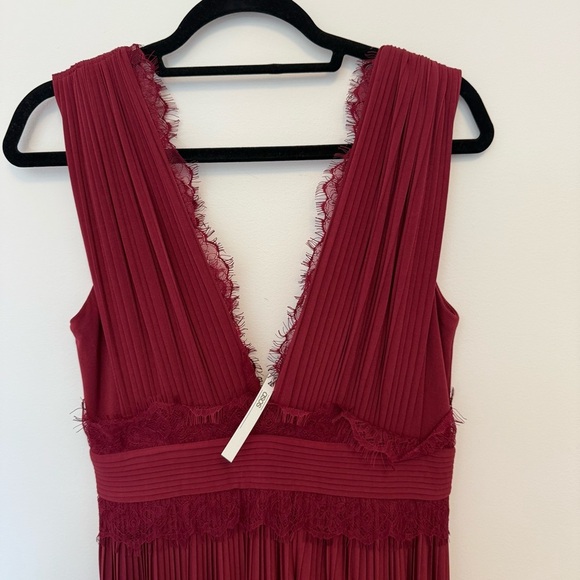 ASOS Burgundy Sleeveless Special Occasions Maxi Dress with Splits Size 8 - Picture 5 of 11